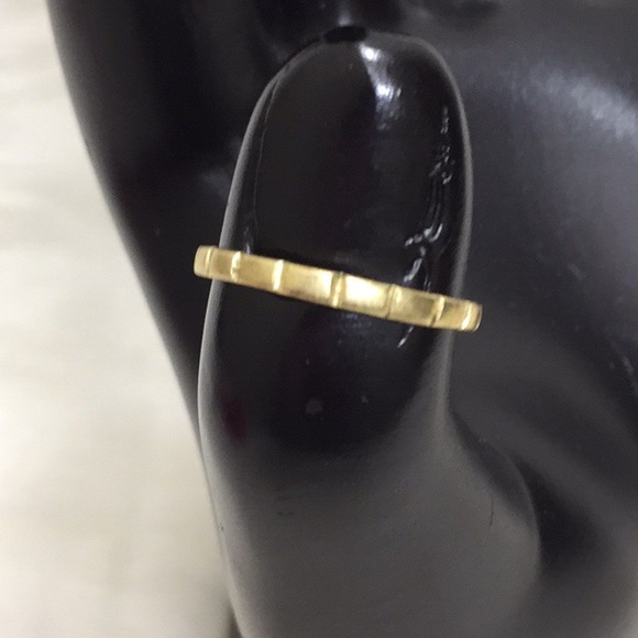 🌹7pc Matted Gold Tone Stacking Rings Set - Picture 5 of 12